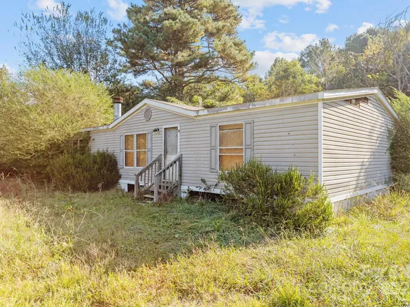 200 Elvie Snipes Scurlock Rd, Pittsboro, NC 27312