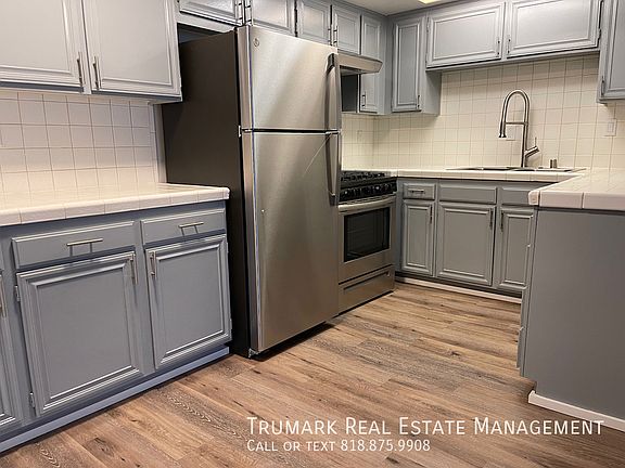 2nd image of 12207 Chandler Blvd #4