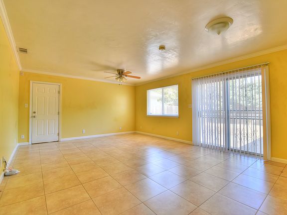 4th image of 5136 Cabot Cir