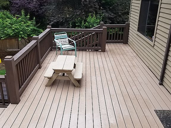 3rd image of 14390 NE 14th St