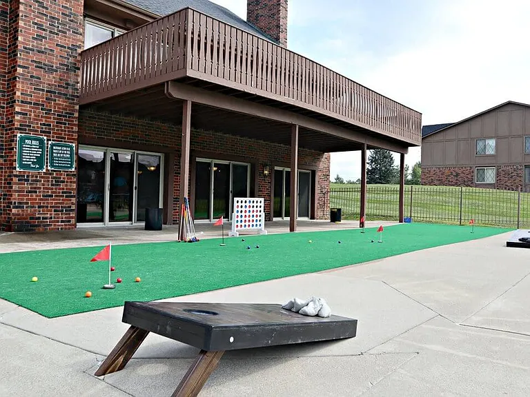 Play Cornhole With Friends & Family