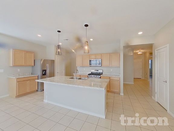 4th image of 19781 N Lauren Rd