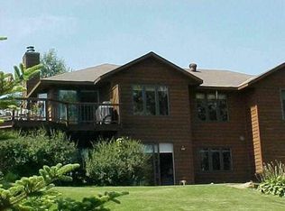 911 Lakeview Ln N, Brainerd, MN 56401