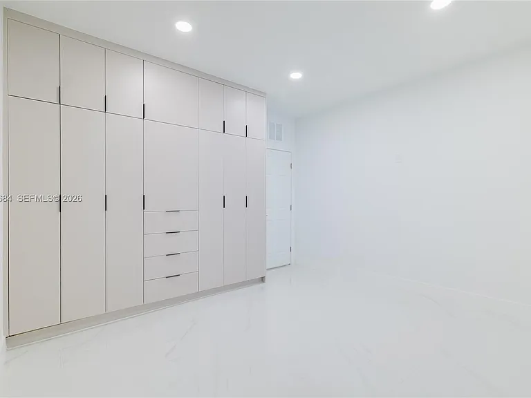 5261 SW 89th Ave #1 — Photo 12
