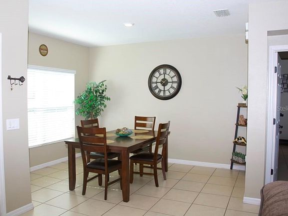3rd image of 411 BLUE LAKE CIRCLE