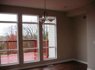 6200 Woods Ridge Rd, Dillsboro, IN 47018