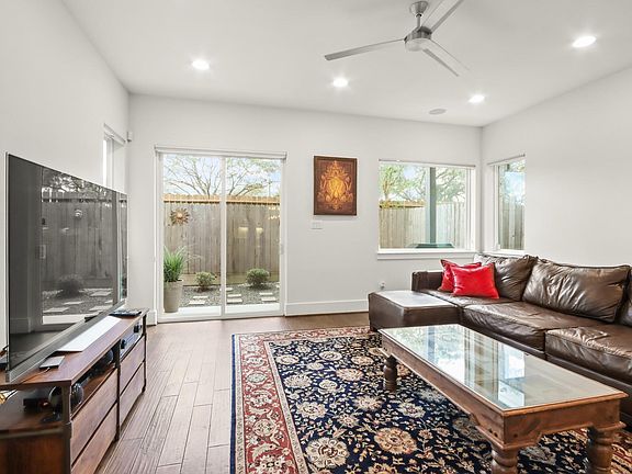 5th image of 2405 Freeman St