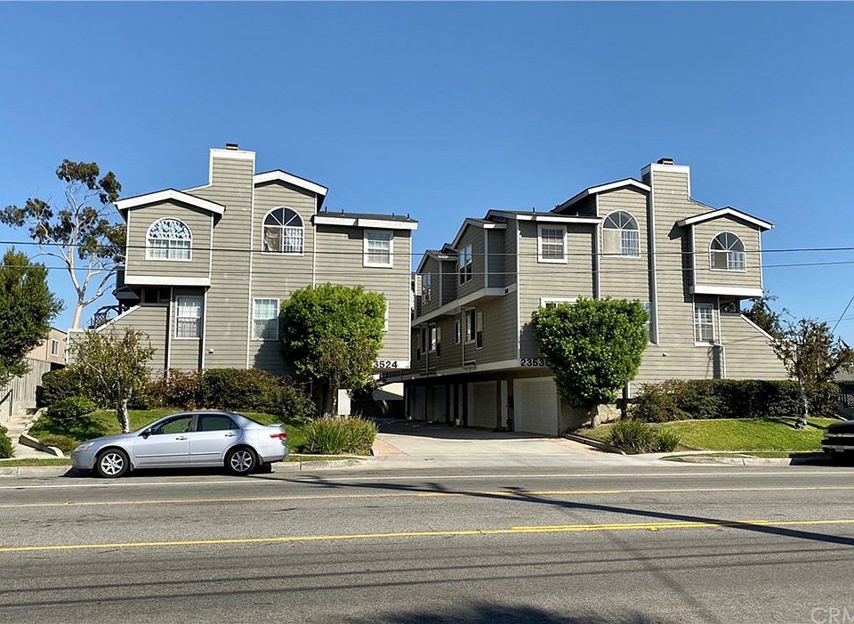 1st image of 23530 Arlington Ave APT A