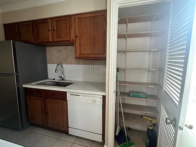 1433 Cedar Post Ln #41 — Photo 6