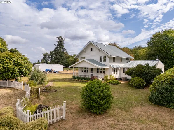 18451 SE Lower Island Rd, Dayton, OR 97114