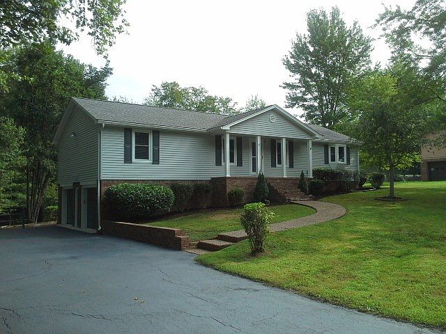1st image of 2113 Williamsburg Cir