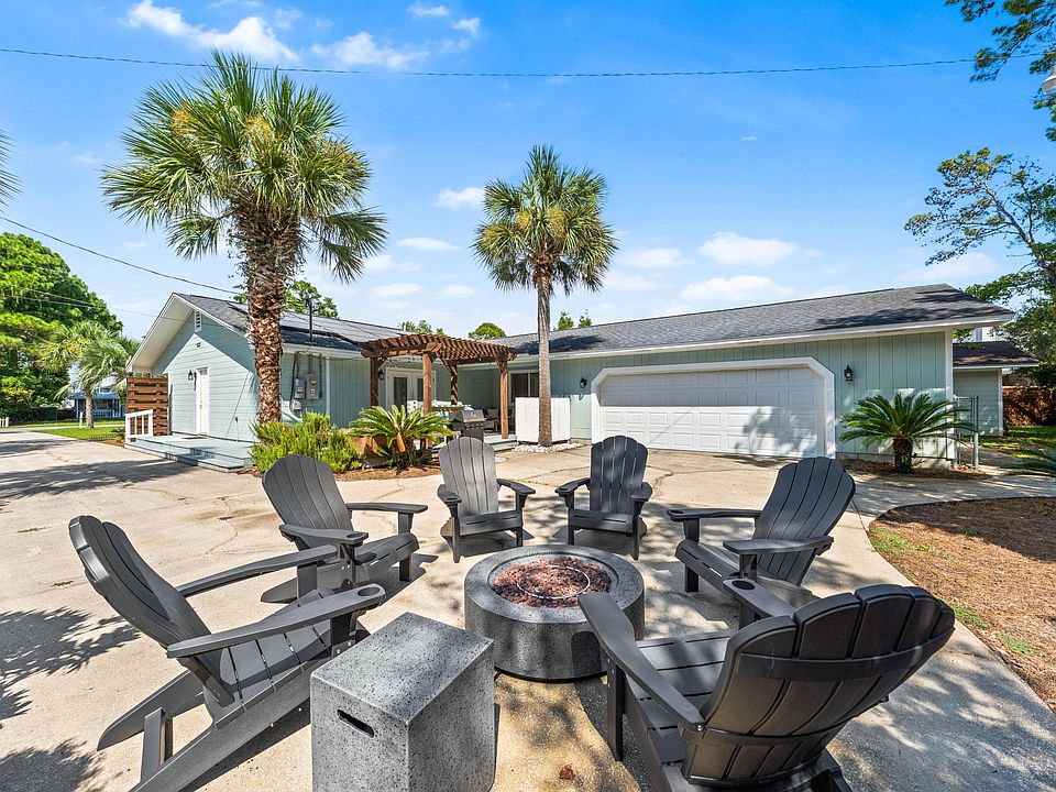 1st image of 845 Forest Shore Dr