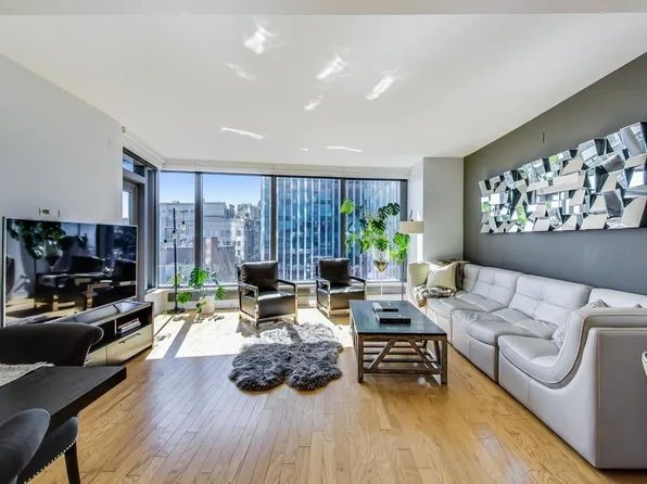 60 E Monroe St Unit 2203, Chicago, IL 60603