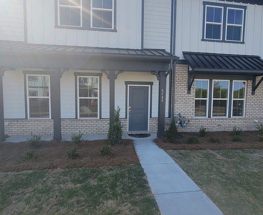 1st image of 5745 Crevice Dr