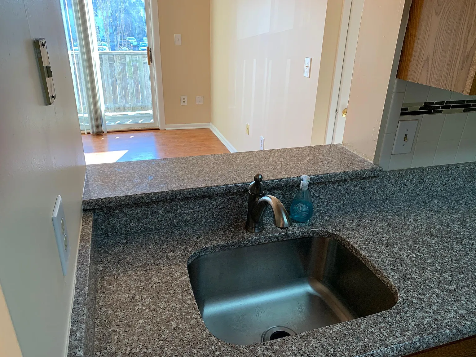 1006 Ravens Crest Dr — Photo 4