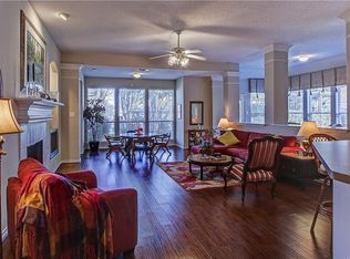 6800 Spring Valley Way, Fort Worth, TX 76132