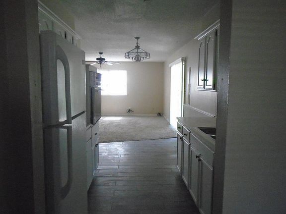 5th image of 5614 NW Briarwood Dr