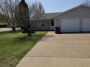 2309 Melanie Ln, Eau Claire, WI 54703