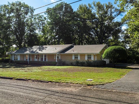 2nd image of 600 E Allison Ave