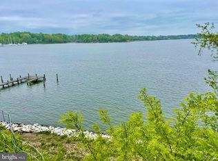 29 S River Rd S, Edgewater, MD 21037