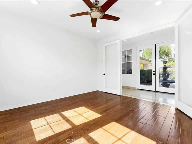 4116 Dakota Dr — Photo 6