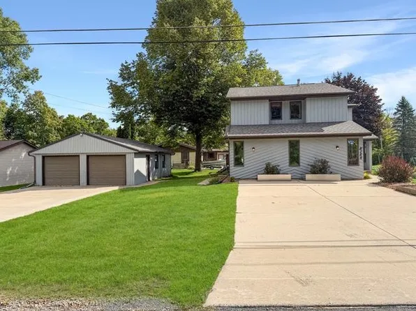 N164 Rogers Ln, Appleton, WI 54915