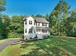 33 White Cedar Rd, Barboursville, VA 22923