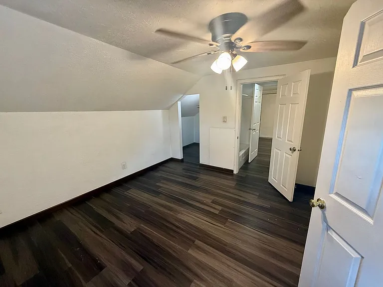 210 N 1st Ave — Photo 8