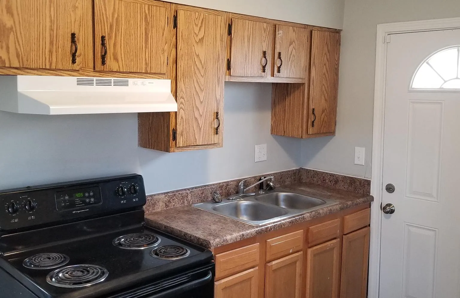 2 bed, 673 sqft, $1,000 — Photo 2