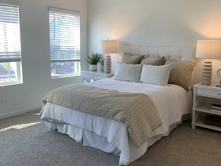 238 Banbury Dr — Photo 12