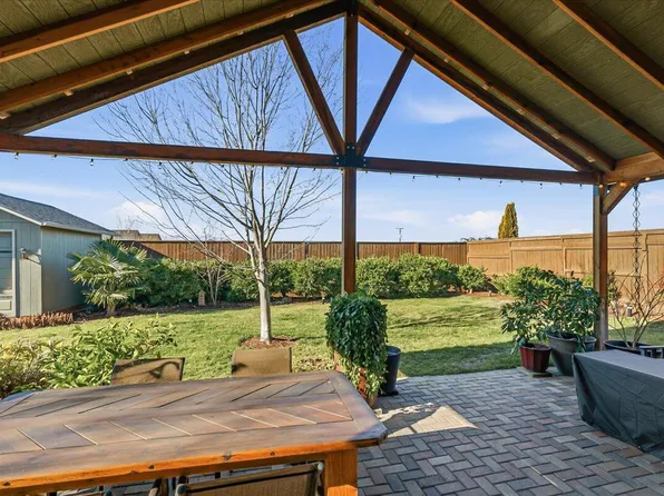 3229 Pecan Ct, Medford, OR 97504