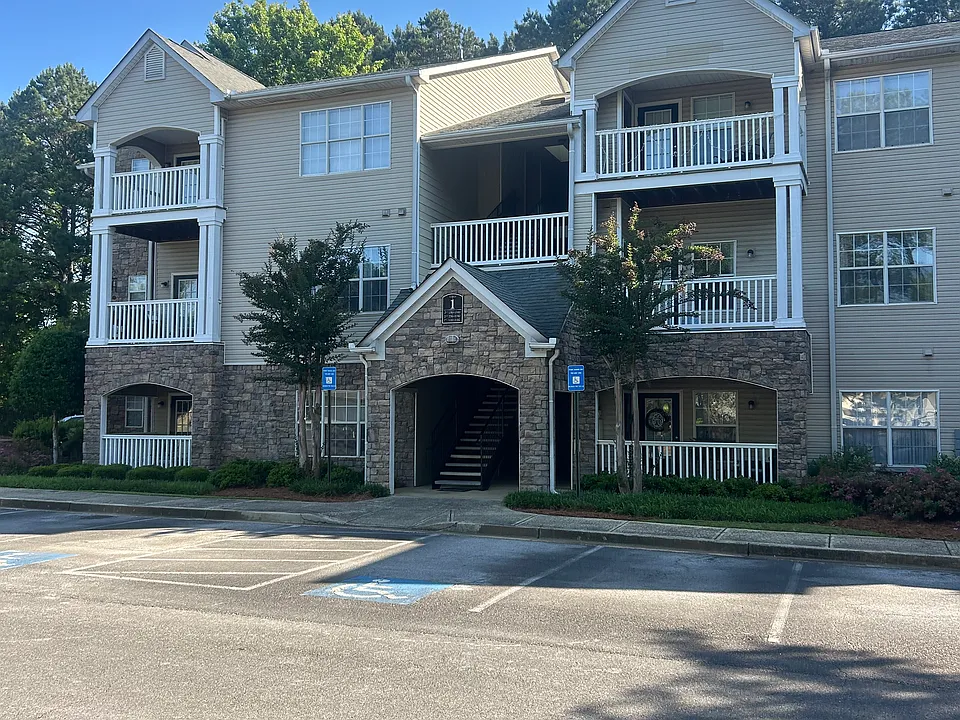 72 Hamilton Ave NW #1120