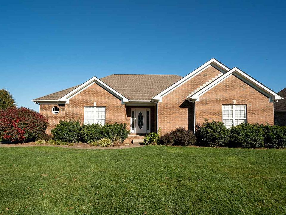 1st image of 403 Fonso Cir