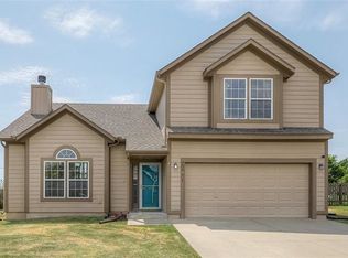 22091 S Elm St, Spring Hill, KS 66083
