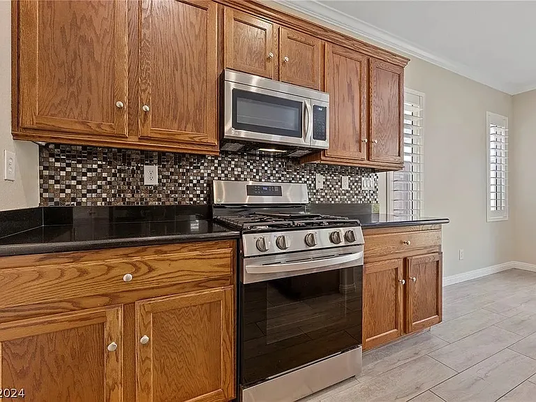 Brand new stove and microwave