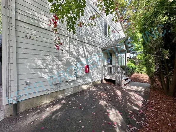 8927 SE Clinton St #3, Portland, OR 97266