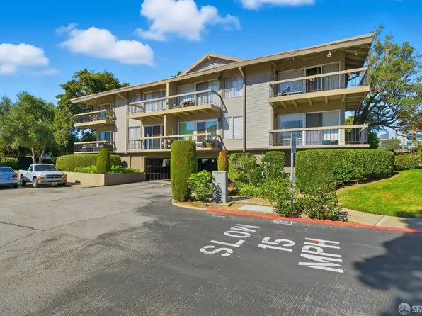 626 Mariners Island Blvd APT 205, San Mateo, CA 94404