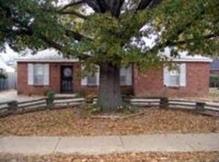 5230 Mesquite Rd, Memphis, TN 38120