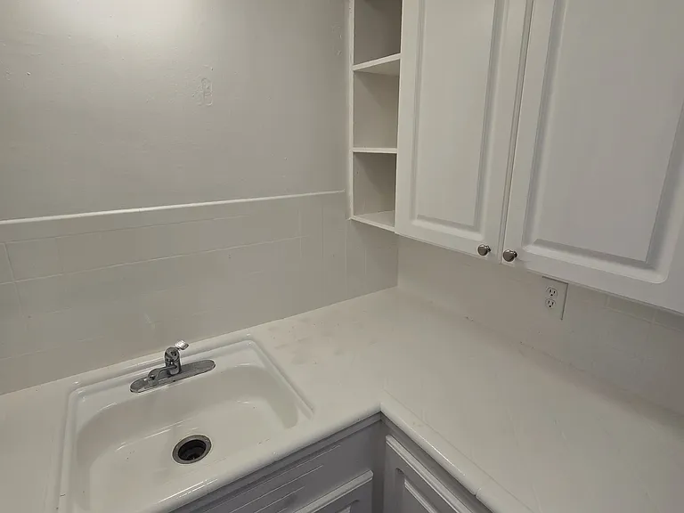 University View Apartments — Photo 46