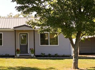 2090 Dutch Thomas Rd, Peebles, OH 45660