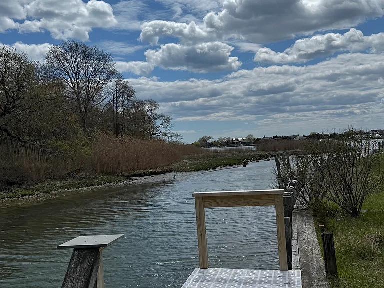 18 Landing Ln — Photo 15