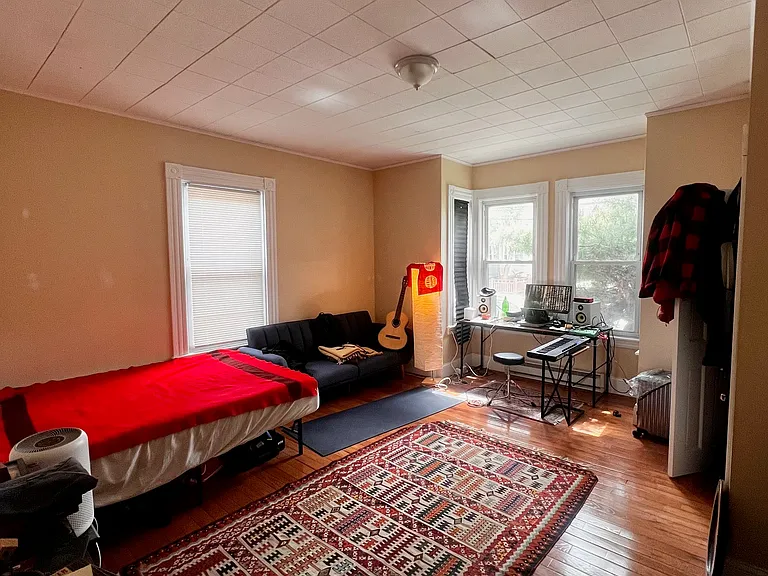 51 Beacon St #1 — Photo 3