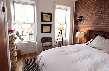 Rented by LJ Sloane Management