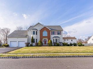 1 Mynipoti Ct, Piscataway, NJ 08854