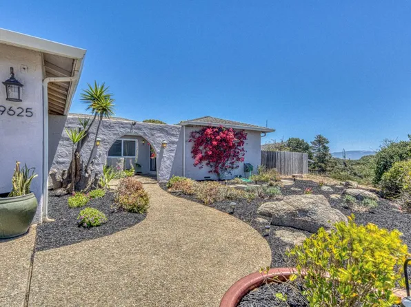 9625 Oracle Oak Pl, Salinas, CA 93907