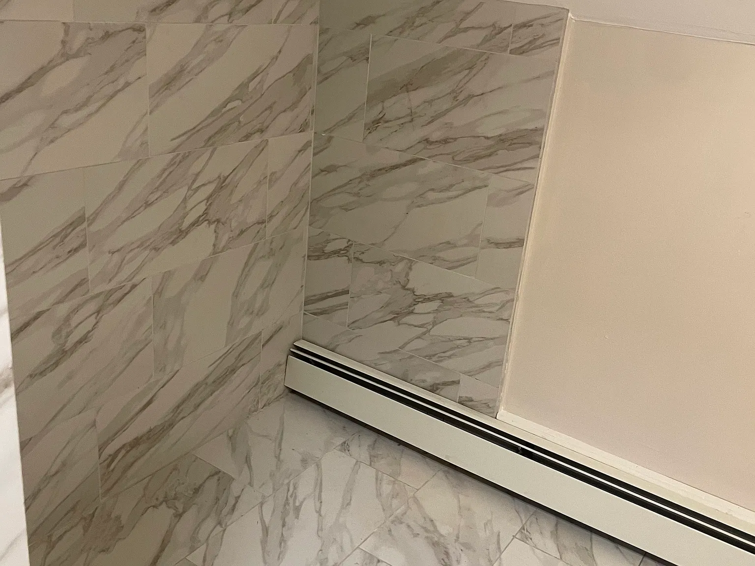 2 bed, 900 sqft, $1,800 — Photo 3