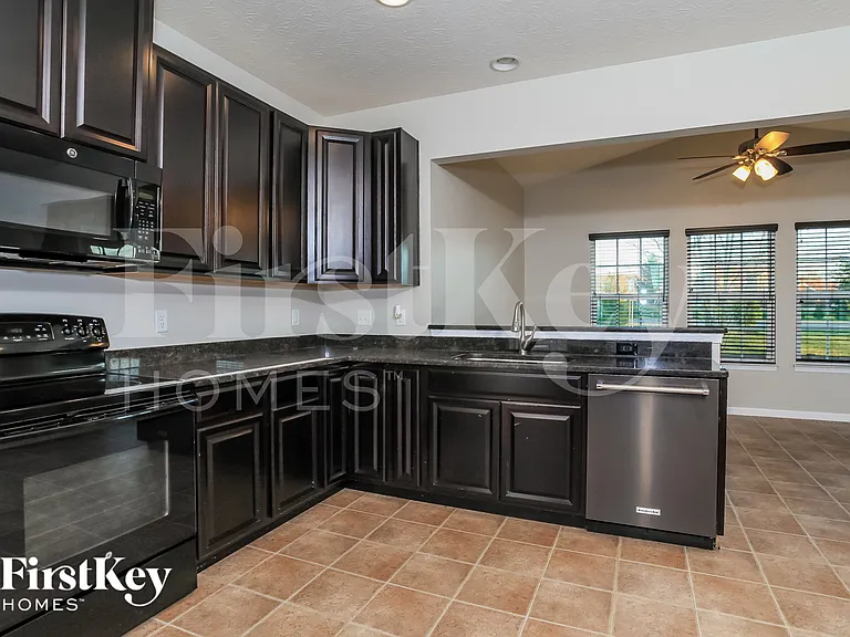 5222 River Ridge Dr — Photo 5
