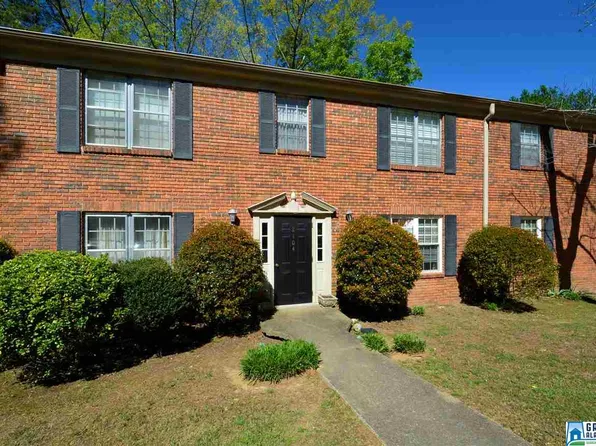 2104 Montreat Dr APT A, Vestavia Hills, AL 35216