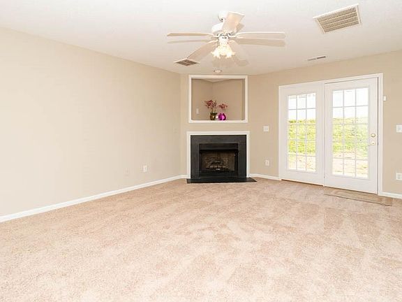 3rd image of 1911 Wheatfield Ct