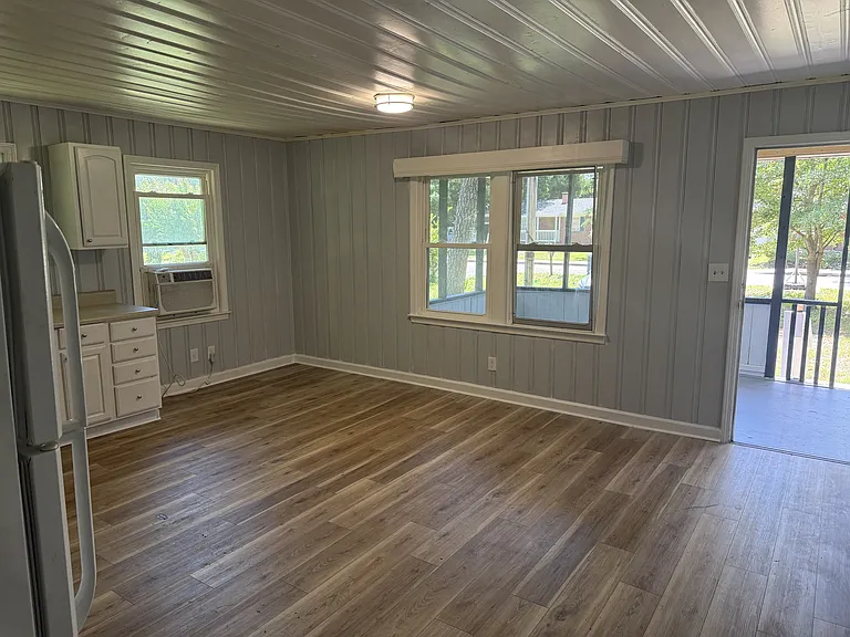 1307 Hemingway St — Photo 6